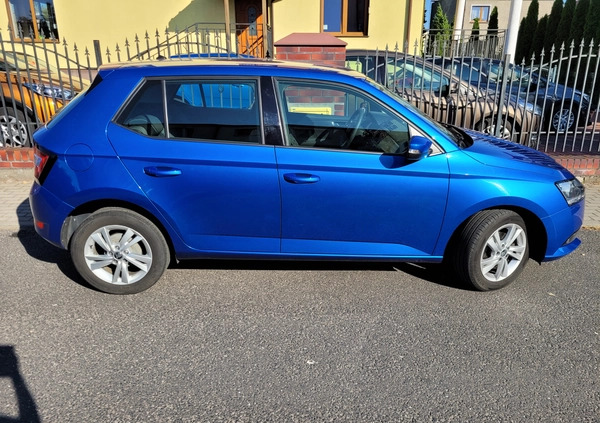 Skoda Fabia cena 46990 przebieg: 62000, rok produkcji 2019 z Mosina małe 211